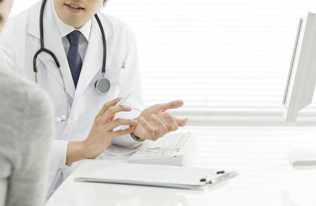 Consultare un medico se hai vermi nel corpo